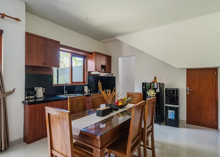 Susan 6 Bedroom - 5 Mins To Cafes And Shops In *