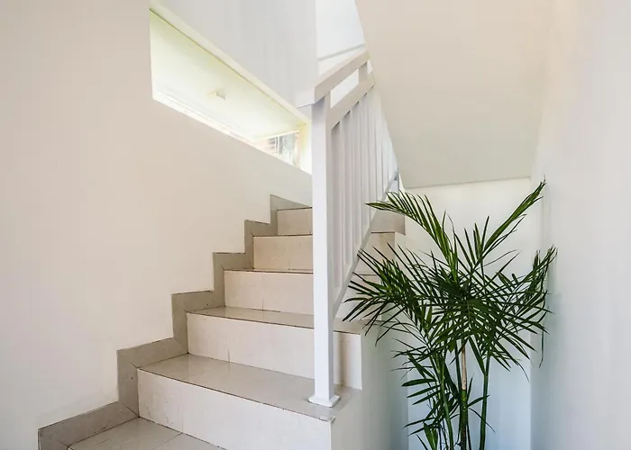 Villa Susan 6 Bedroom - 5 Mins To Cafes And Shops In *